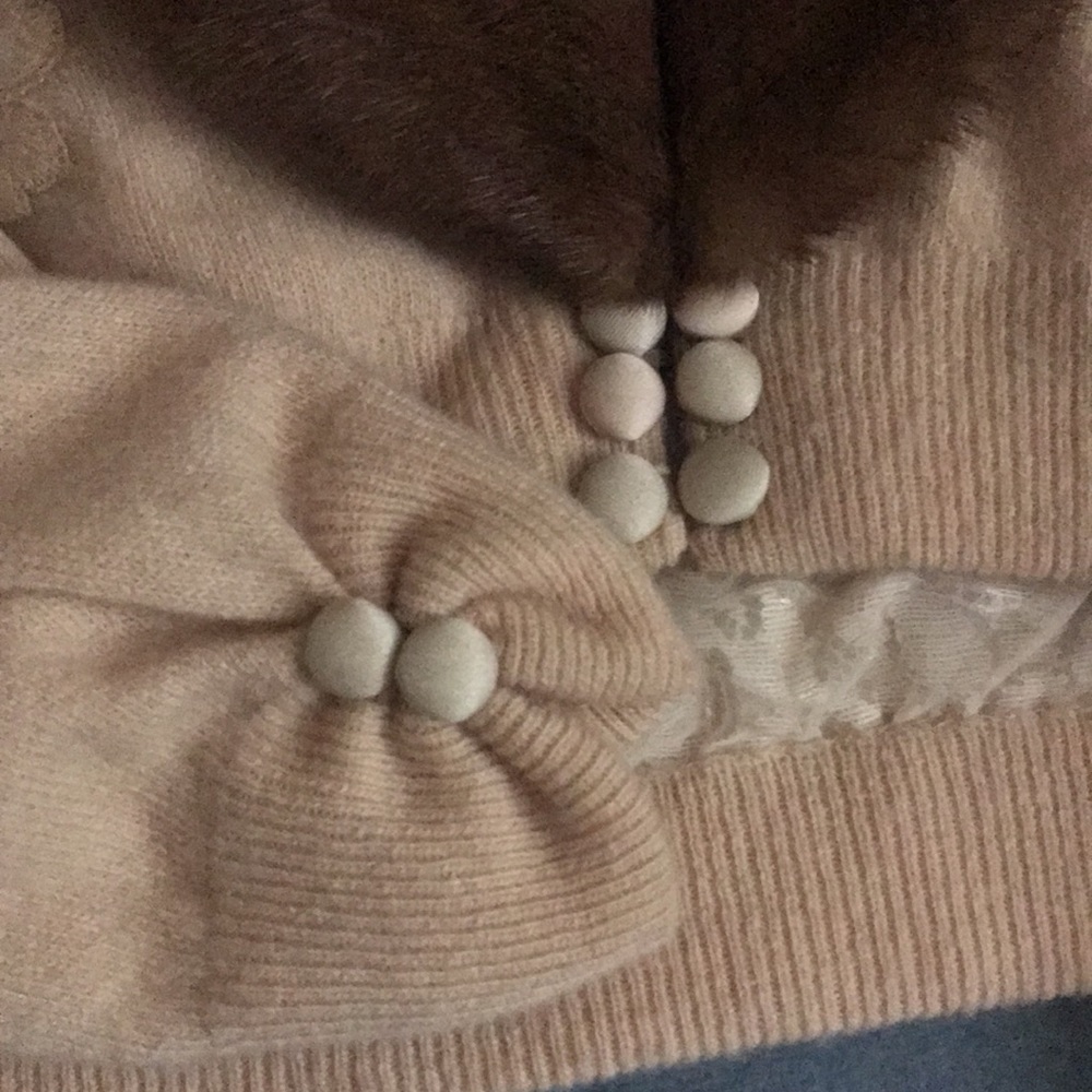 1950s Bernhard Altmann Light Brown Cashmere Cropped Cardigan with Mink Collar - Picture 2 of 5